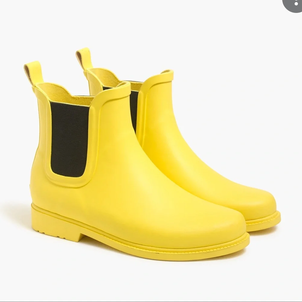 J.CREW Women’s Yellow Chelsea Rain Boots EUC 8